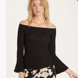 NWT Billabong NWT “Out of There” Top M